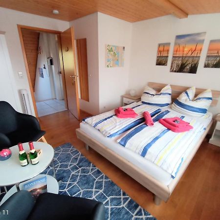 Bodensee Privatzimmer "Haus Am Weinberg Konstanz" ภายนอก รูปภาพ