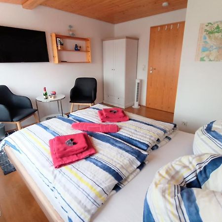 Bodensee Privatzimmer "Haus Am Weinberg Konstanz" ภายนอก รูปภาพ